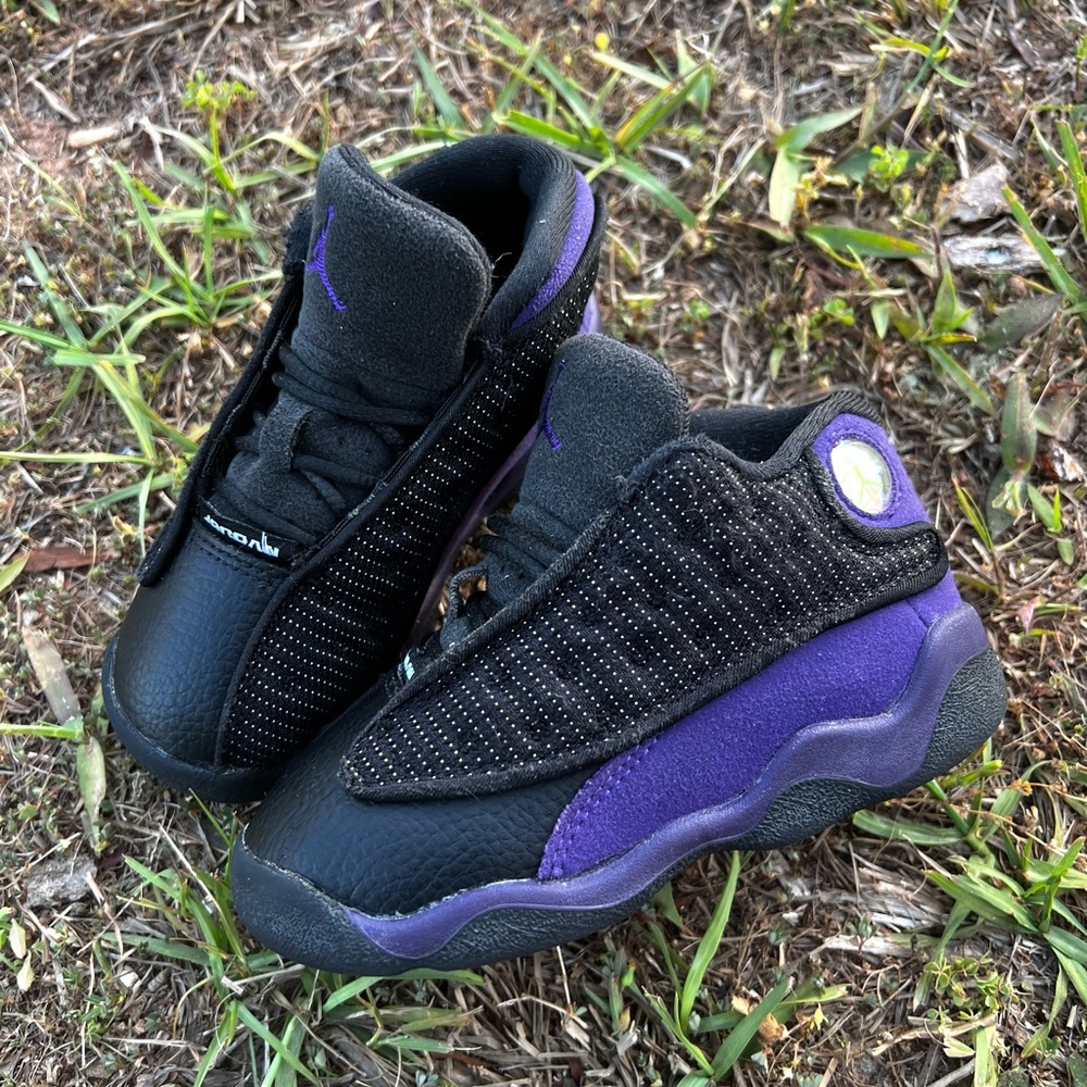 CLEAN Air Jordan 13 XII size 8c Toddler Court Purple shoes